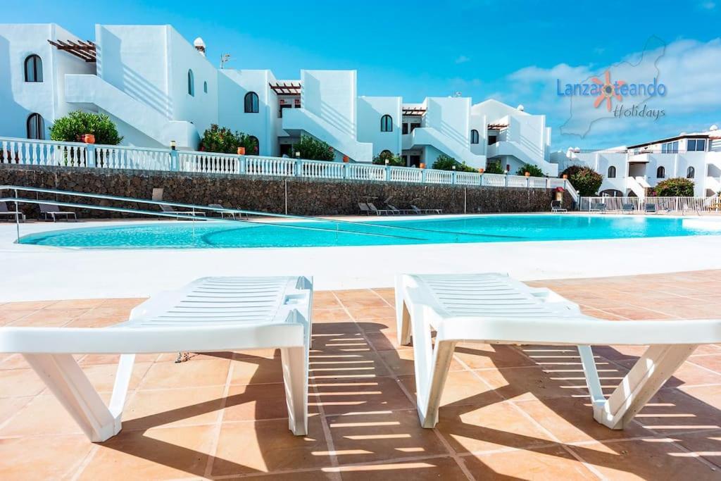 Vivienda Vacacional El Descanso Costa Teguise Exterior photo